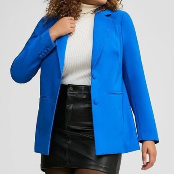 torrid Jackets & Blazers - Torrid Size 3 (22/24) Soho Crepe Blazer